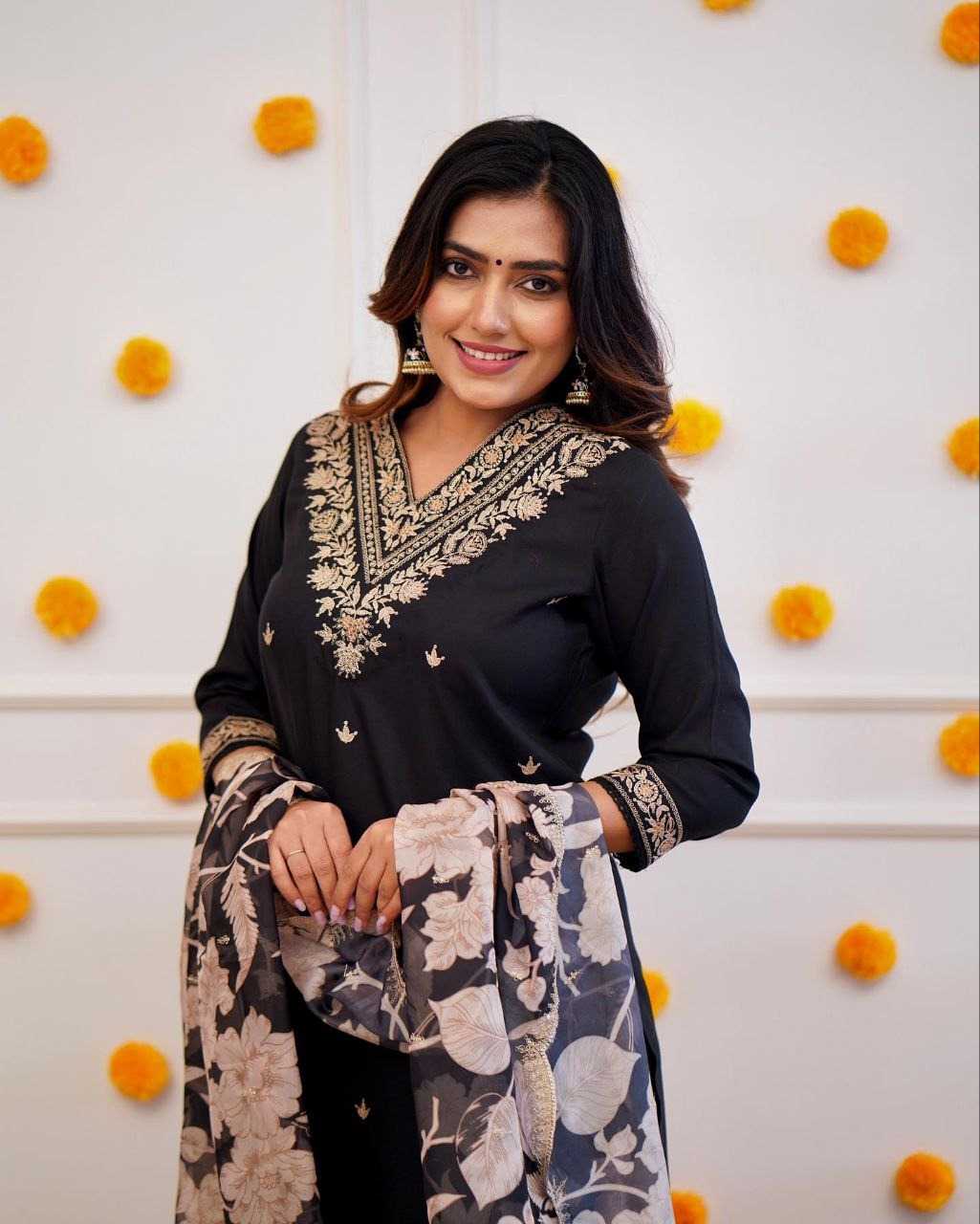 Ynf Viscose RIN222 SI-248 Kurti Wholesale Designer Kurtis Rayon Kurtis Embroidered Kurtis Manufacturer