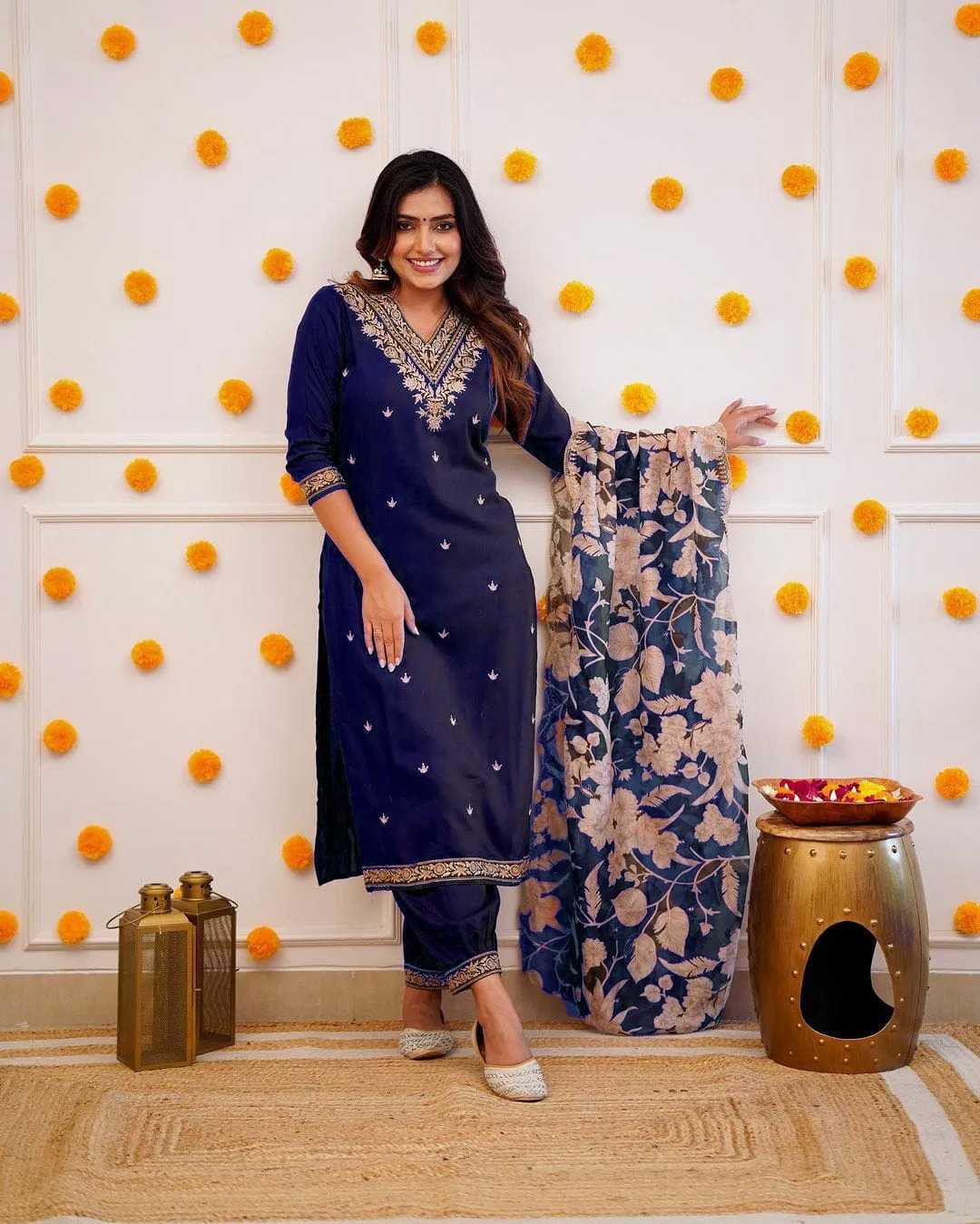 Ynf Viscose RIN222 SI-248 Kurti Wholesale Designer Kurtis Rayon Kurtis Embroidered Kurtis Manufacturer