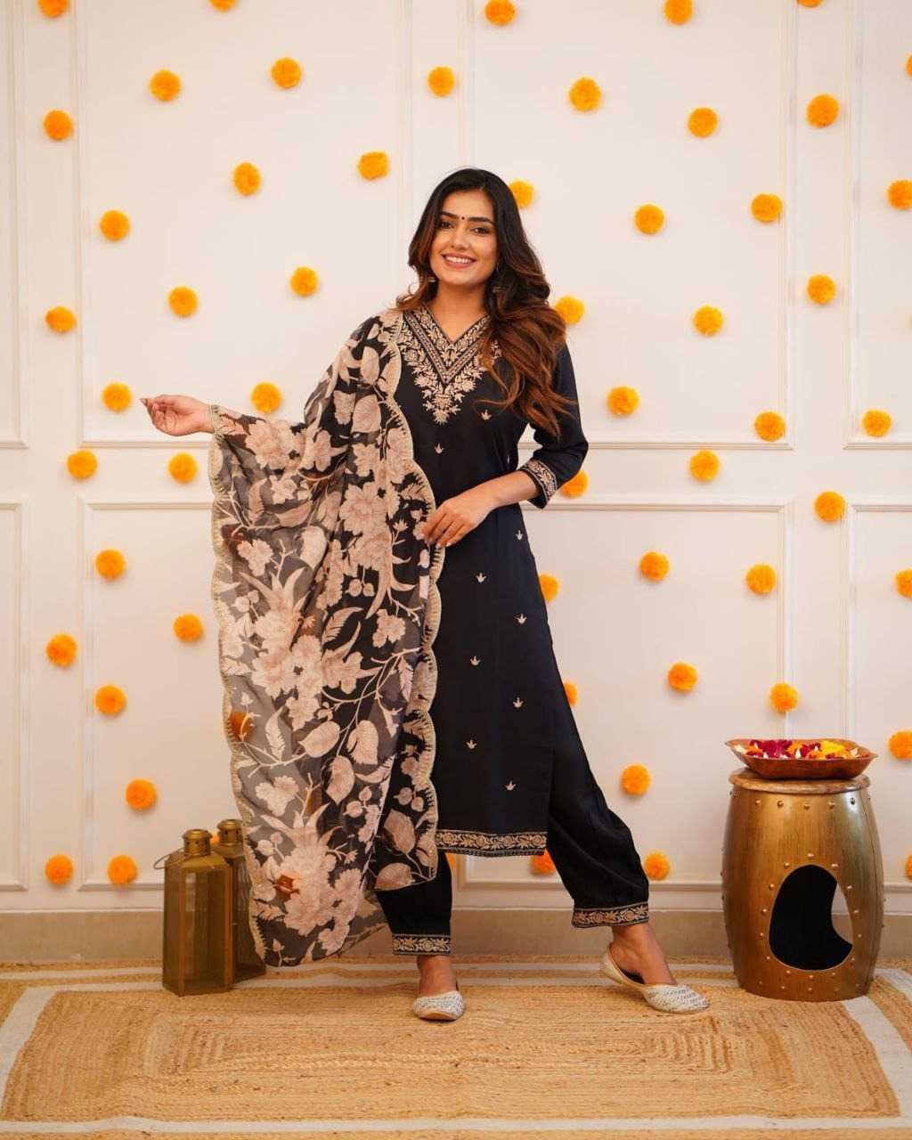 Ynf Viscose RIN222 SI-248 Kurti Wholesale Designer Kurtis Rayon Kurtis Embroidered Kurtis Manufacturer