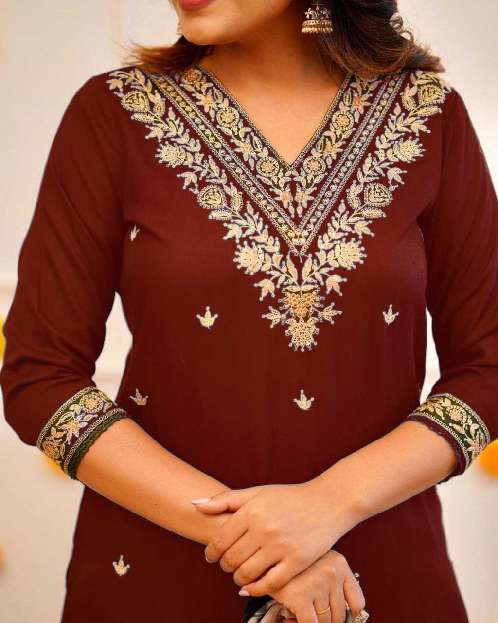Ynf Viscose RIN222 SI-248 Kurti Wholesale Designer Kurtis Rayon Kurtis Embroidered Kurtis Manufacturer