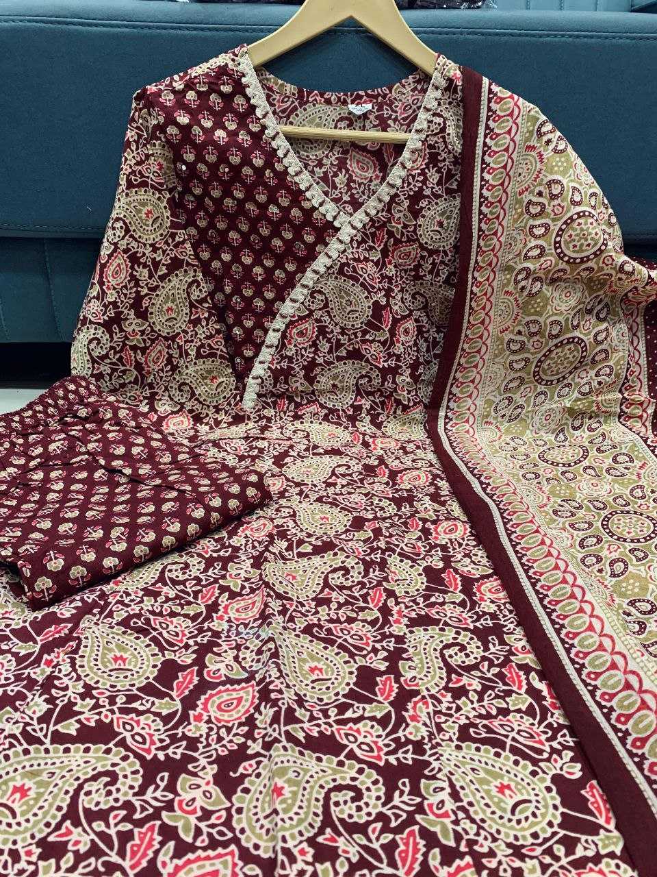 Ynf Cotton KESH613 215 Suits & Dresses Festive Collections Wholesale Printed Suits Cotton Suits Anarkali Suits Manufacturer
