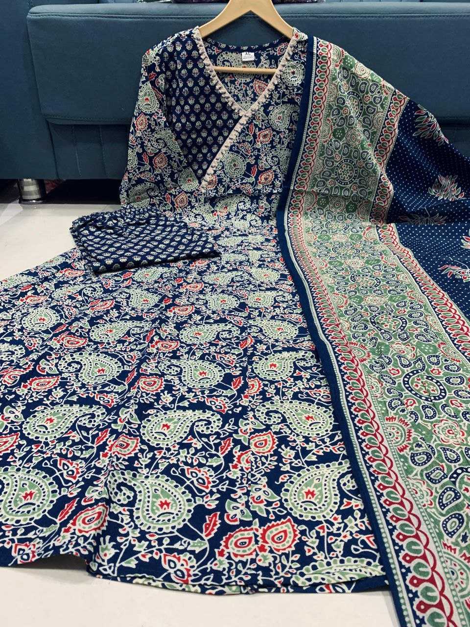 Ynf Cotton KESH613 215 Suits & Dresses Festive Collections Wholesale Printed Suits Cotton Suits Anarkali Suits Manufacturer