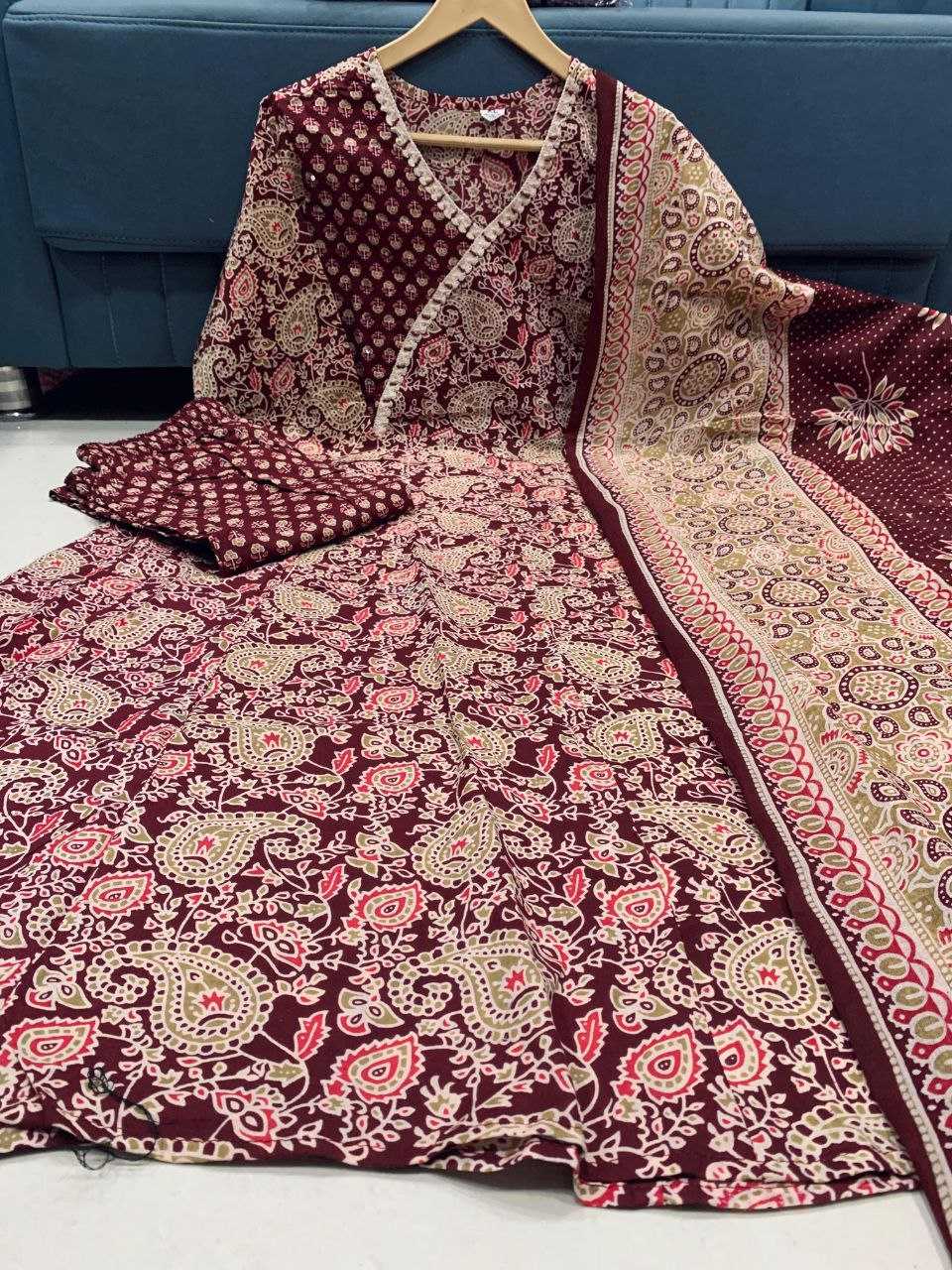Ynf Cotton KESH613 215 Suits & Dresses Festive Collections Wholesale Printed Suits Cotton Suits Anarkali Suits Manufacturer