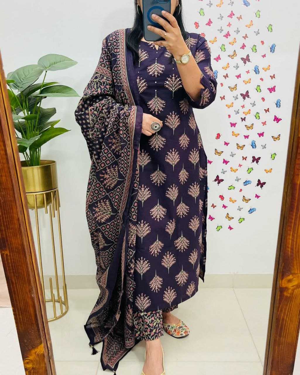 Ynf Cotton KESH613 217 Suits & Dresses Festive Collections Wholesale Printed Suits Cotton Suits Handwork Suits Manufacturer