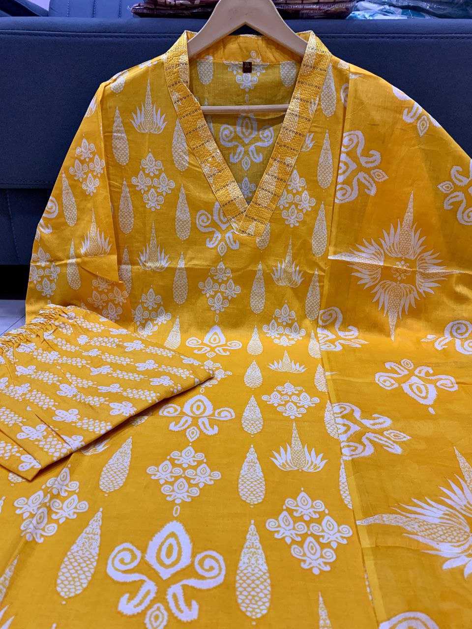 Ynf Cotton KESH613 220 Suits & Dresses Festive Collections Wholesale Printed Suits Cotton Suits Handwork Suits Manufacturer