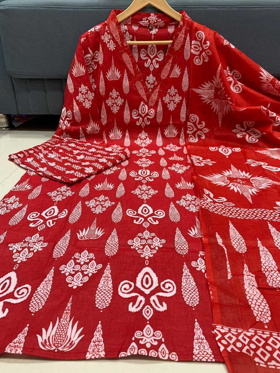 Ynf Cotton KESH613 220 Suits & Dresses Festive Collections Wholesale Printed Suits Cotton Suits Handwork Suits Manufacturer