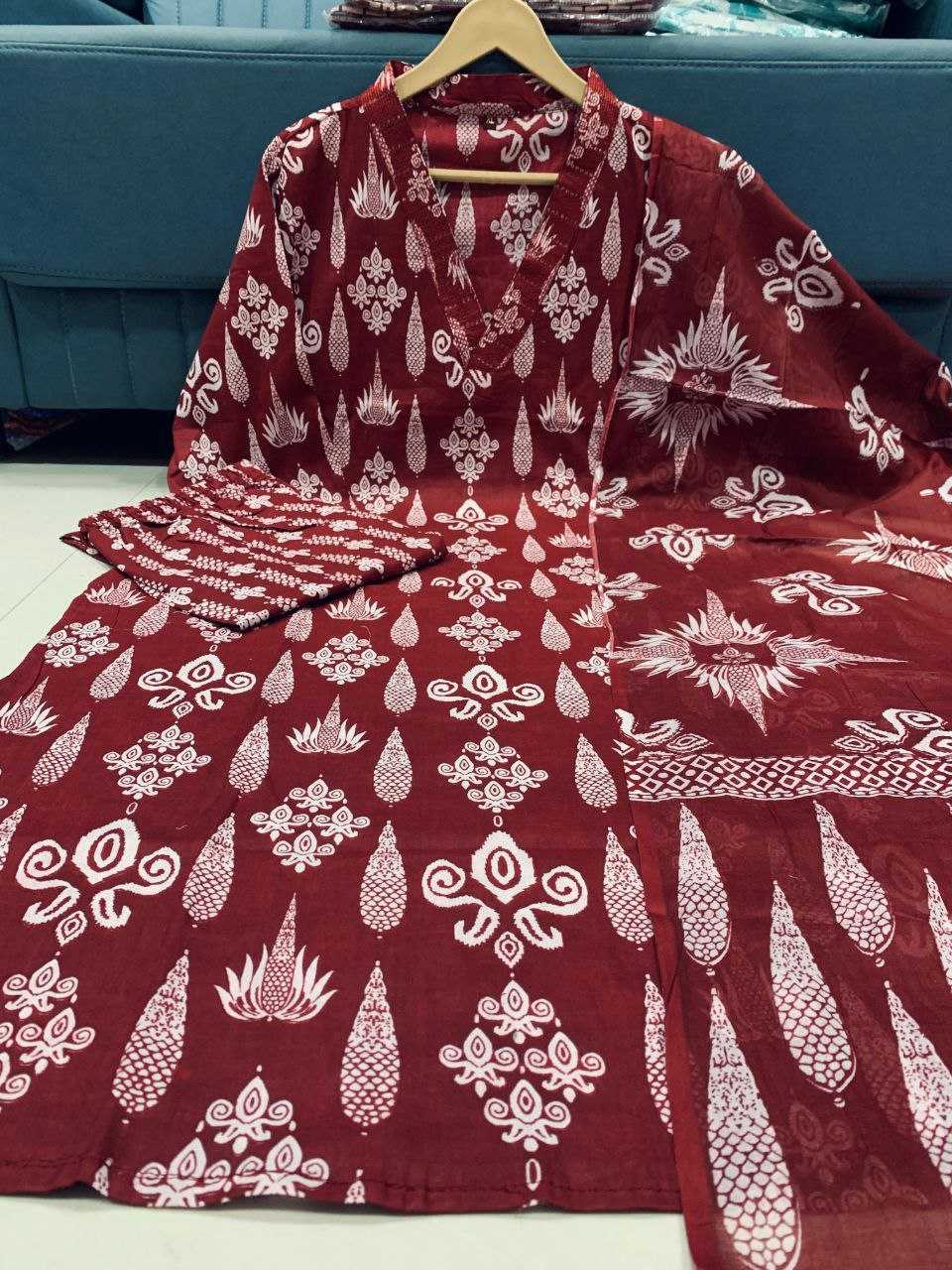 Ynf Cotton KESH613 220 Suits & Dresses Festive Collections Wholesale Printed Suits Cotton Suits Handwork Suits Manufacturer