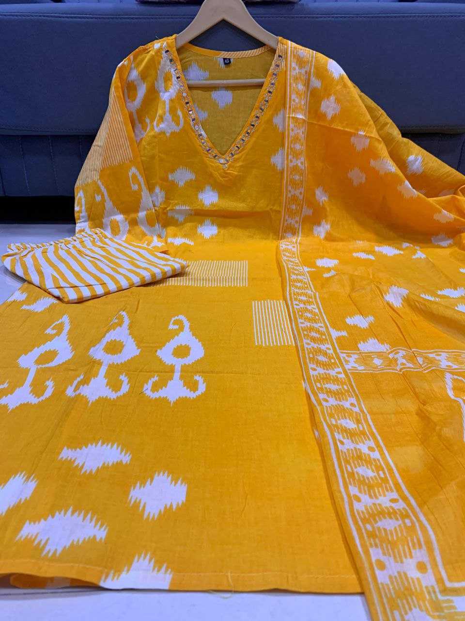 Ynf Cotton KESH613 253 Suits & Dresses Festive Collections Wholesale Printed Suits Cotton Suits Ladies Salwar Suits Manufacturer