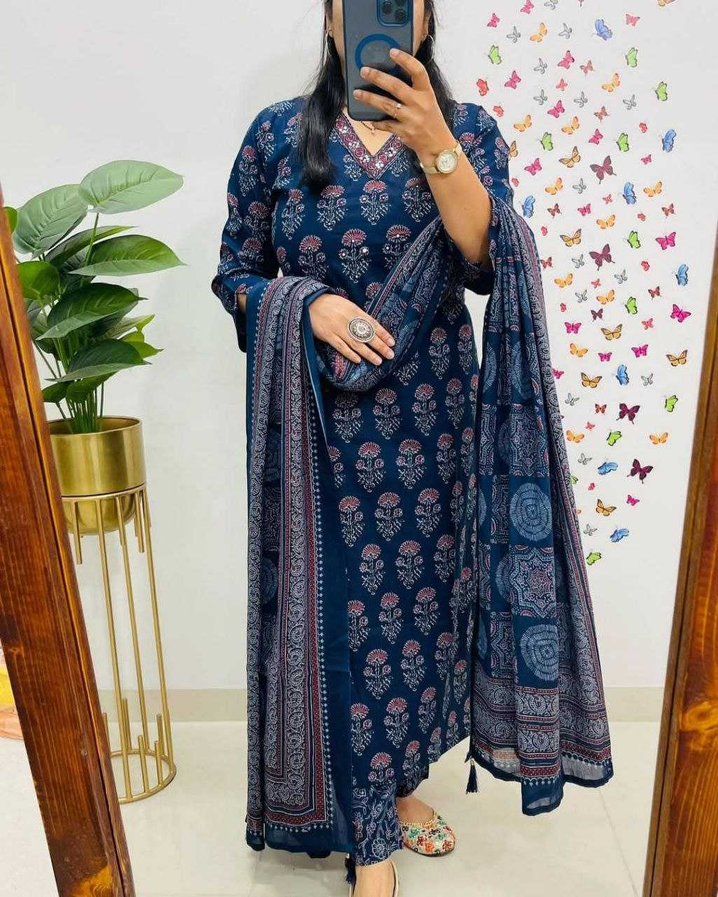 Ynf Cotton KESH613 254 Suits & Dresses Festive Collections Wholesale Printed Suits Cotton Suits Party wear suits Manufacturer