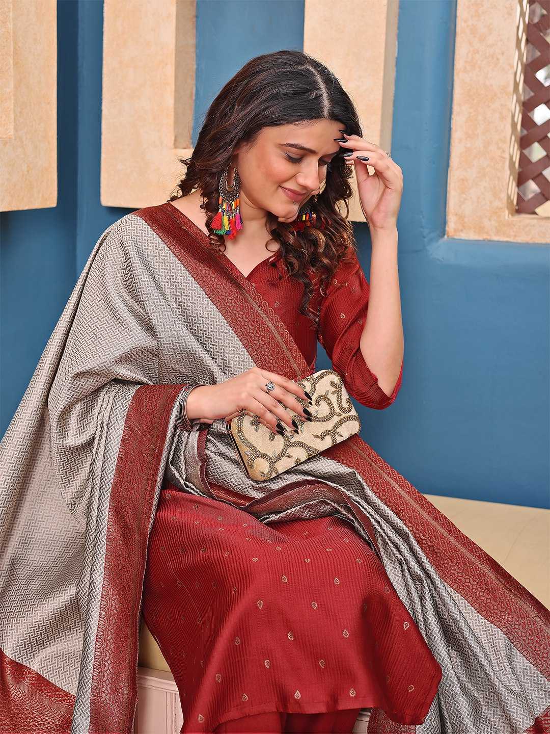 Ynf Jacquard KESH334 Mannat Suits & Dresses Wholesale Ladies Suits Ladies Silk Suit Party wear suits Manufacturer