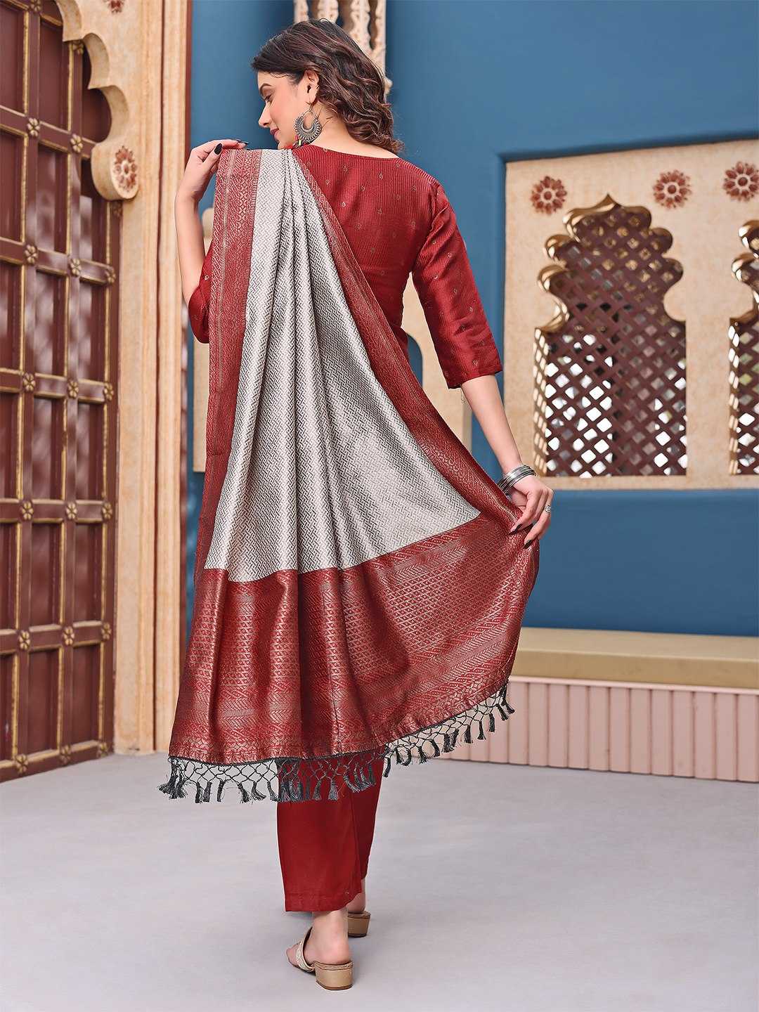 Ynf Jacquard KESH334 Mannat Suits & Dresses Wholesale Ladies Suits Ladies Silk Suit Party wear suits Manufacturer