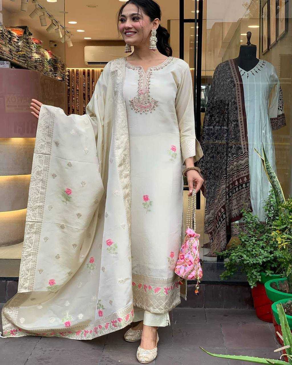 Ynf Jacquard KESH501 KEERTI Kurti Wholesale Casual Kurtis Designer Kurtis Embroidered Kurtis Manufacturer