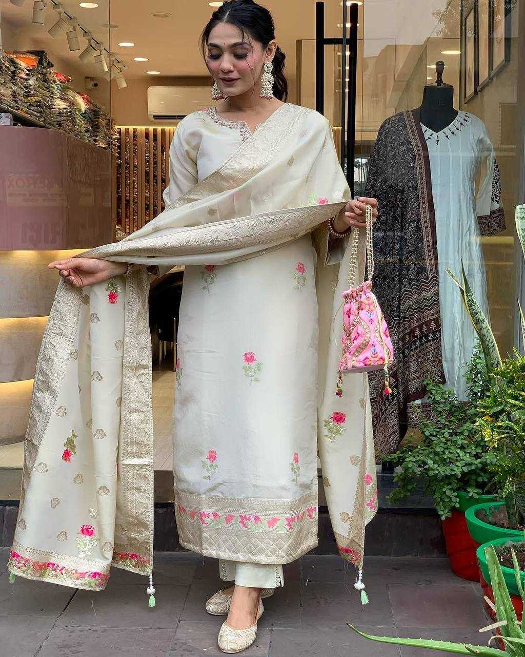 Ynf Jacquard KESH501 KEERTI Kurti Wholesale Casual Kurtis Designer Kurtis Embroidered Kurtis Manufacturer