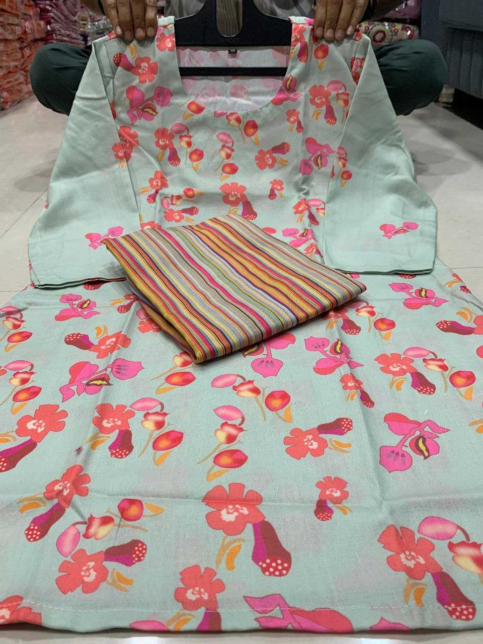 Ynf Linen KESH613 NIYATI Suits & Dresses Festive Collections Wholesale Casual Dresses Party Wear Dresses Printed Dresses Manufacturer
