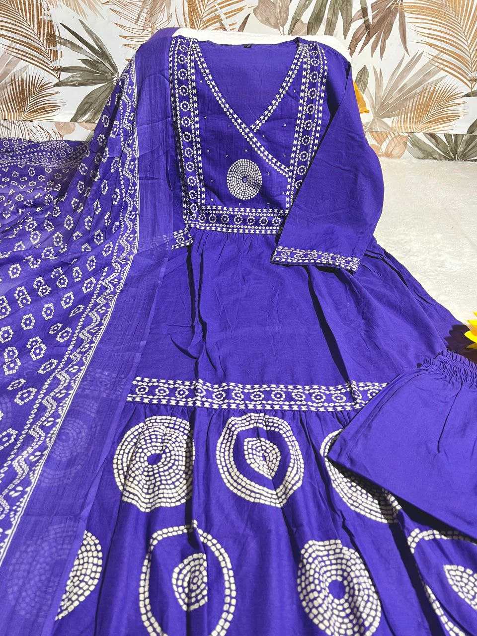 Ynf Rayon KESH613 101 Kurti Wholesale Designer Kurtis Embroidered Kurtis Kurti With Pants Manufacturer