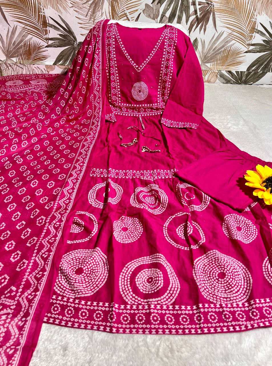 Ynf Rayon KESH613 101 Kurti Wholesale Designer Kurtis Embroidered Kurtis Kurti With Pants Manufacturer
