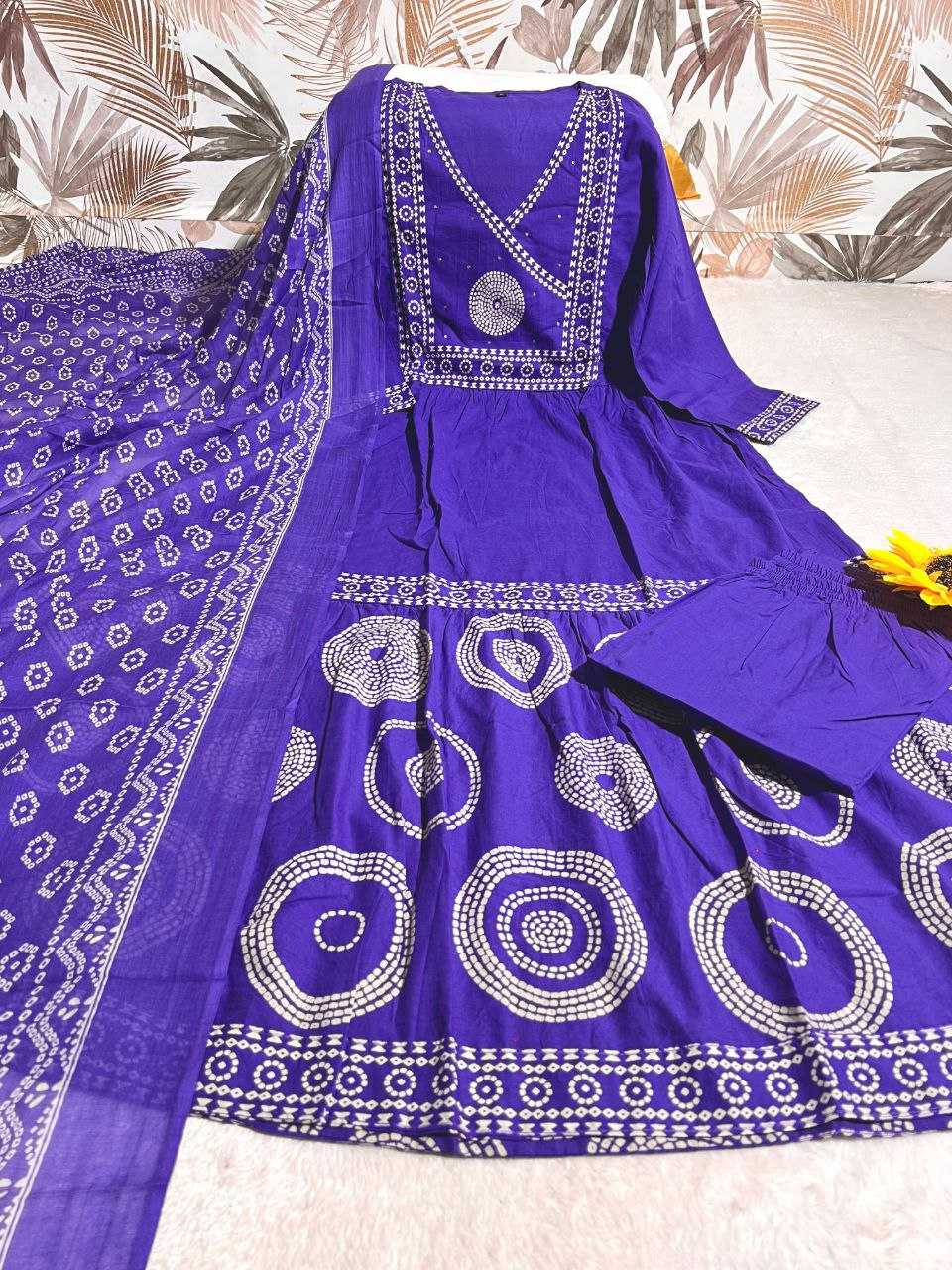 Ynf Rayon KESH613 101 Kurti Wholesale Designer Kurtis Embroidered Kurtis Kurti With Pants Manufacturer