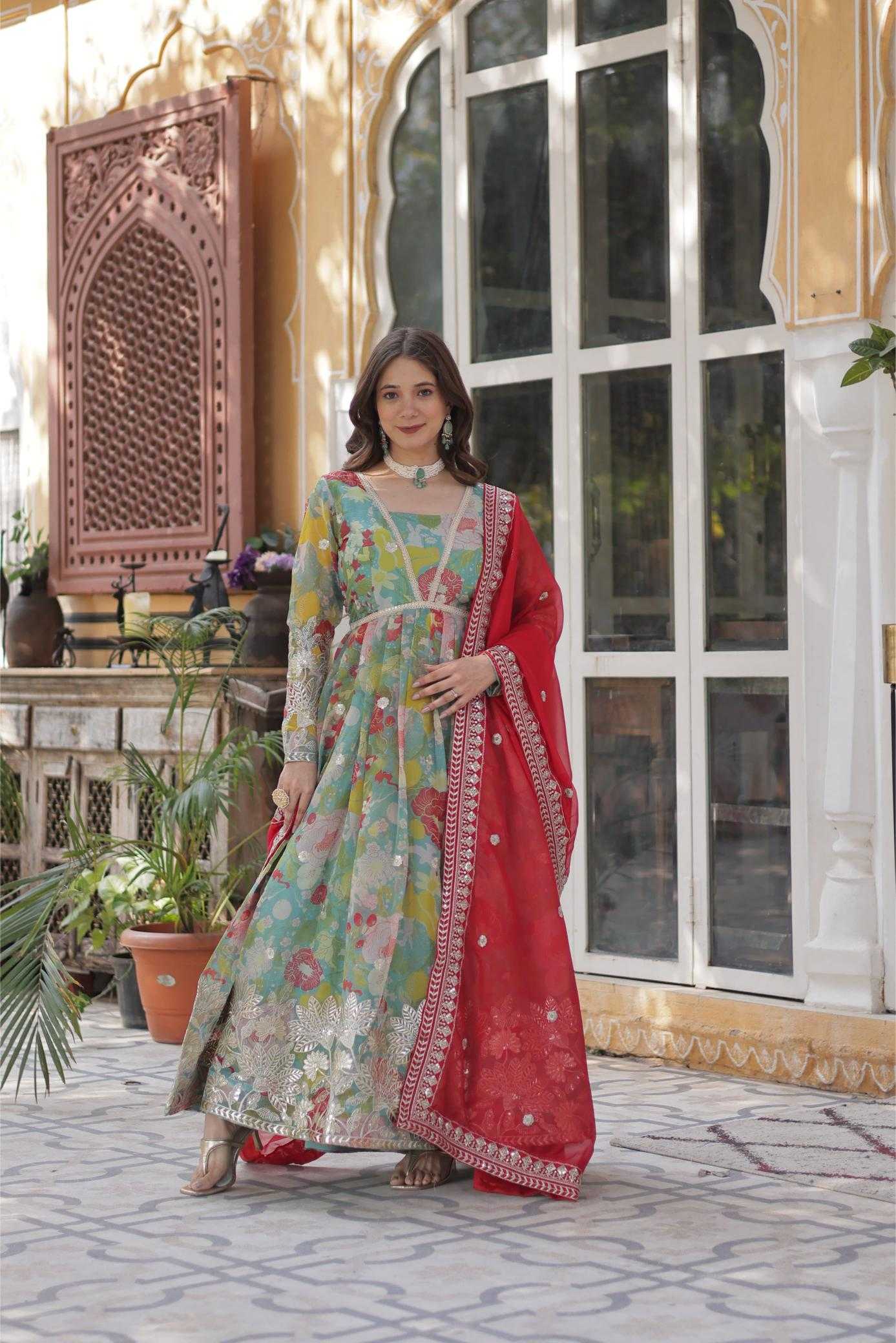 Ynf Russian Silk KESH530 ALIA Gowns Wholesale Fancy Gowns Party Gowns Designer Gowns Manufacturer