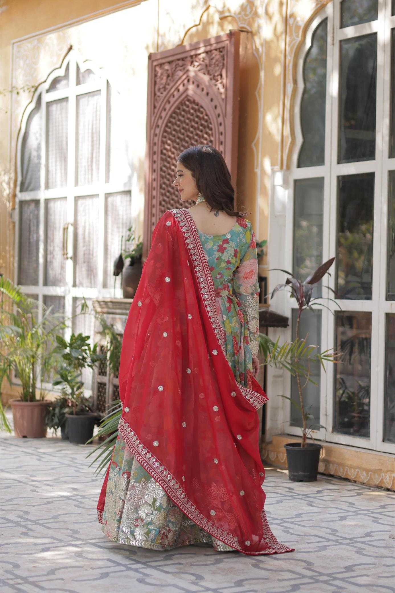 Ynf Russian Silk KESH530 ALIA Gowns Wholesale Fancy Gowns Party Gowns Designer Gowns Manufacturer