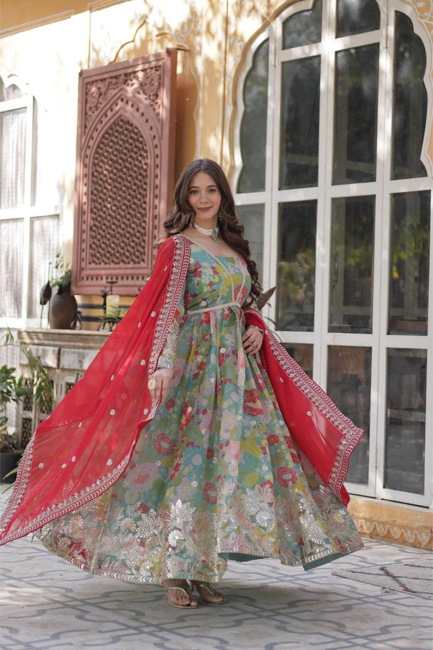 Ynf Russian Silk KESH530 ALIA Gowns Wholesale Fancy Gowns Party Gowns Designer Gowns Manufacturer