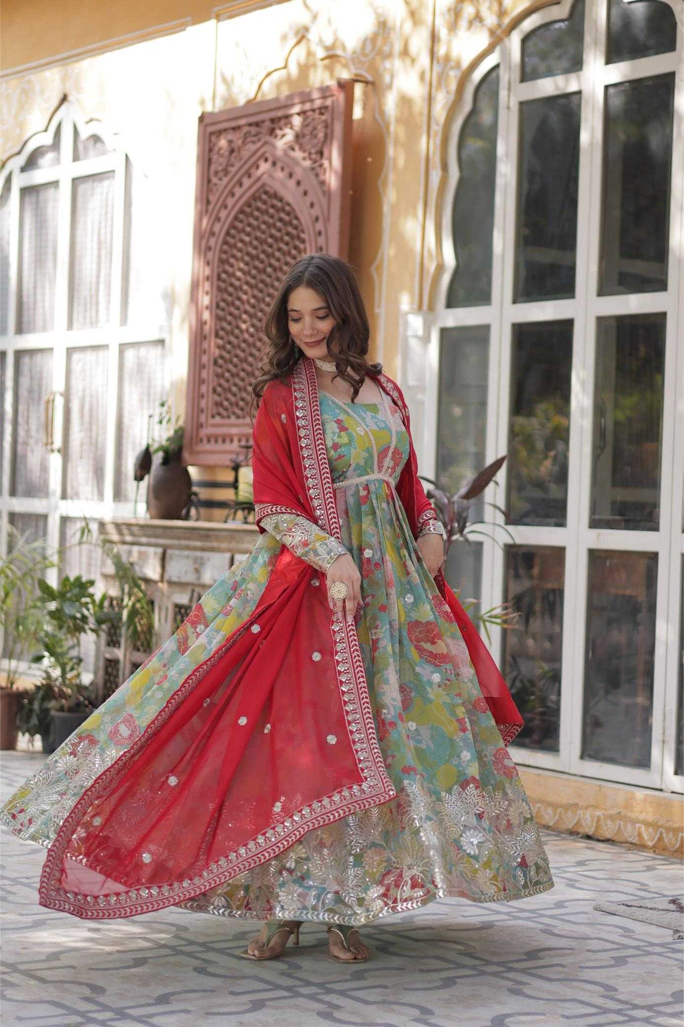Ynf Russian Silk KESH530 ALIA Gowns Wholesale Fancy Gowns Party Gowns Designer Gowns Manufacturer
