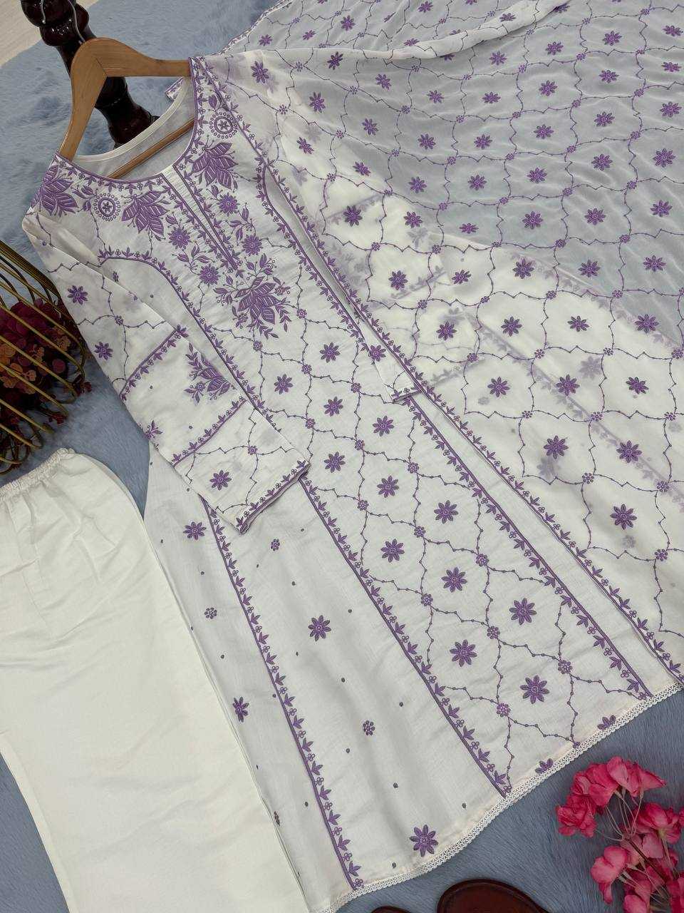 Ynf Silk KESH614 014 Kurti Wholesale Embroidered Kurtis Silk Kurtis Kurti With Pants Manufacturer