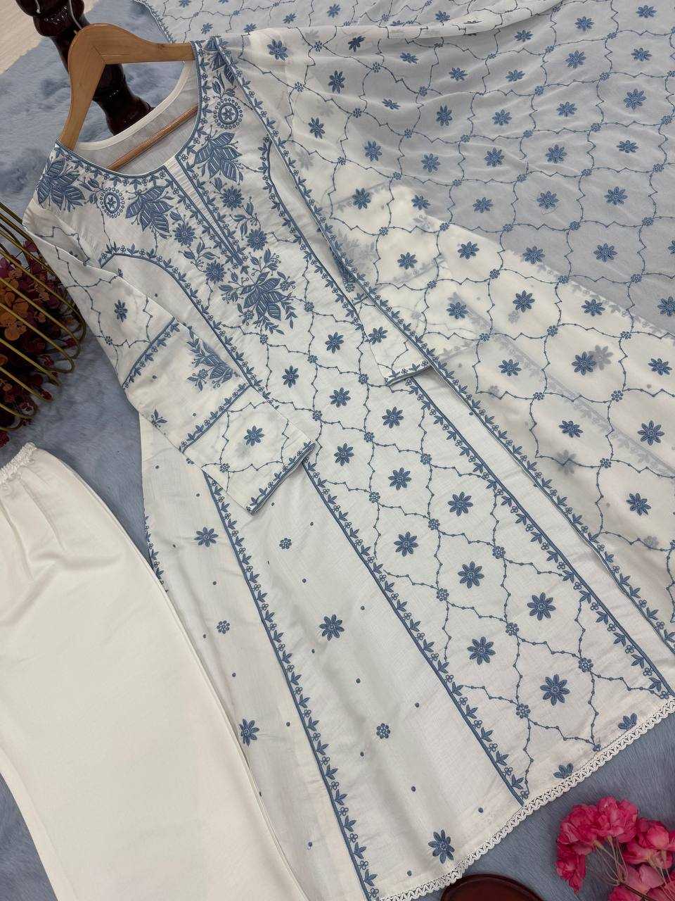 Ynf Silk KESH614 014 Kurti Wholesale Embroidered Kurtis Silk Kurtis Kurti With Pants Manufacturer