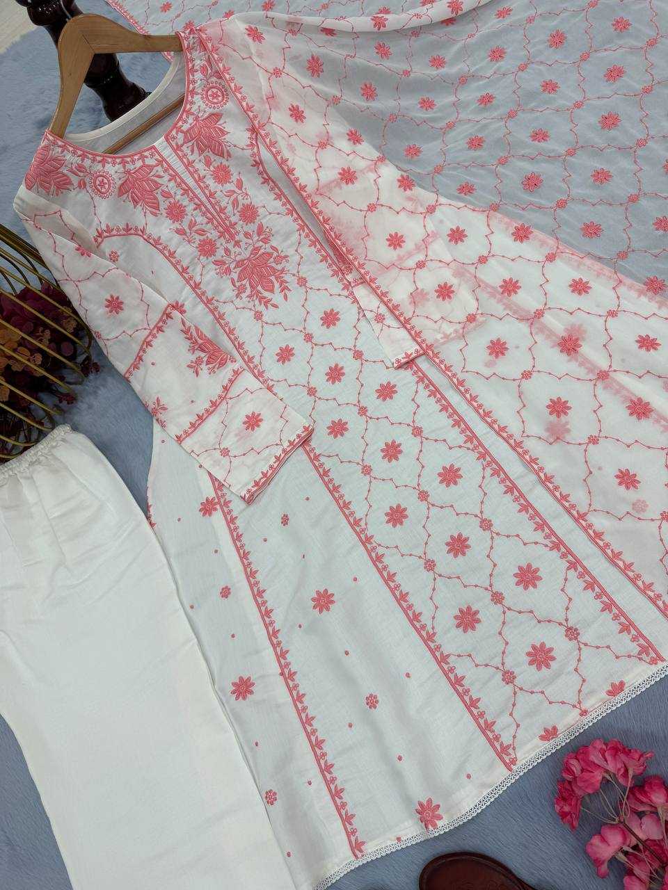 Ynf Silk KESH614 014 Kurti Wholesale Embroidered Kurtis Silk Kurtis Kurti With Pants Manufacturer