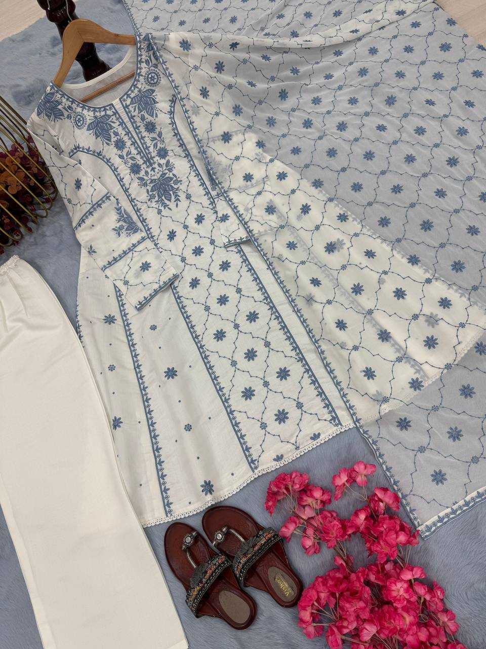 Ynf Silk KESH614 014 Kurti Wholesale Embroidered Kurtis Silk Kurtis Kurti With Pants Manufacturer
