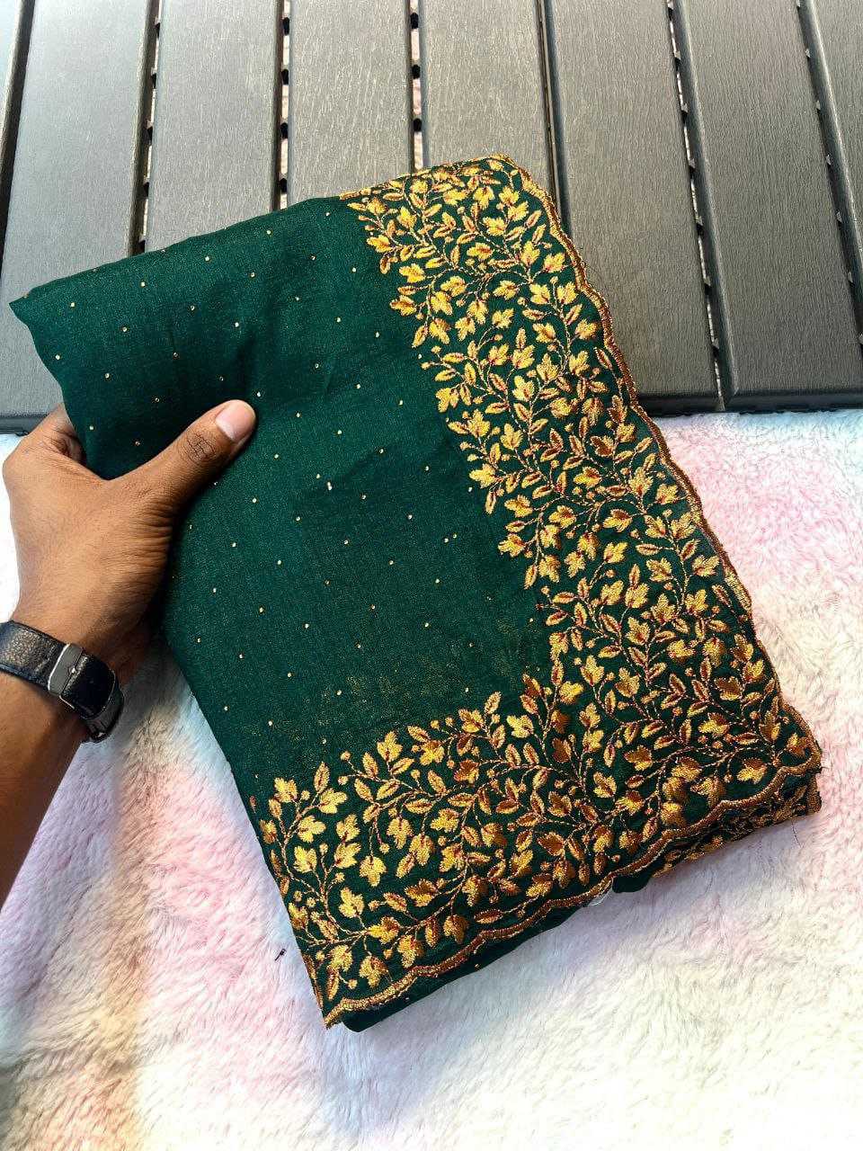 Ynf Vichitra Silk KESH588 NAINA Silk Sarees Wholesale Party Wear Silk Sarees Silk Sarees For Weddings Festival Silk Sarees Manufacturer