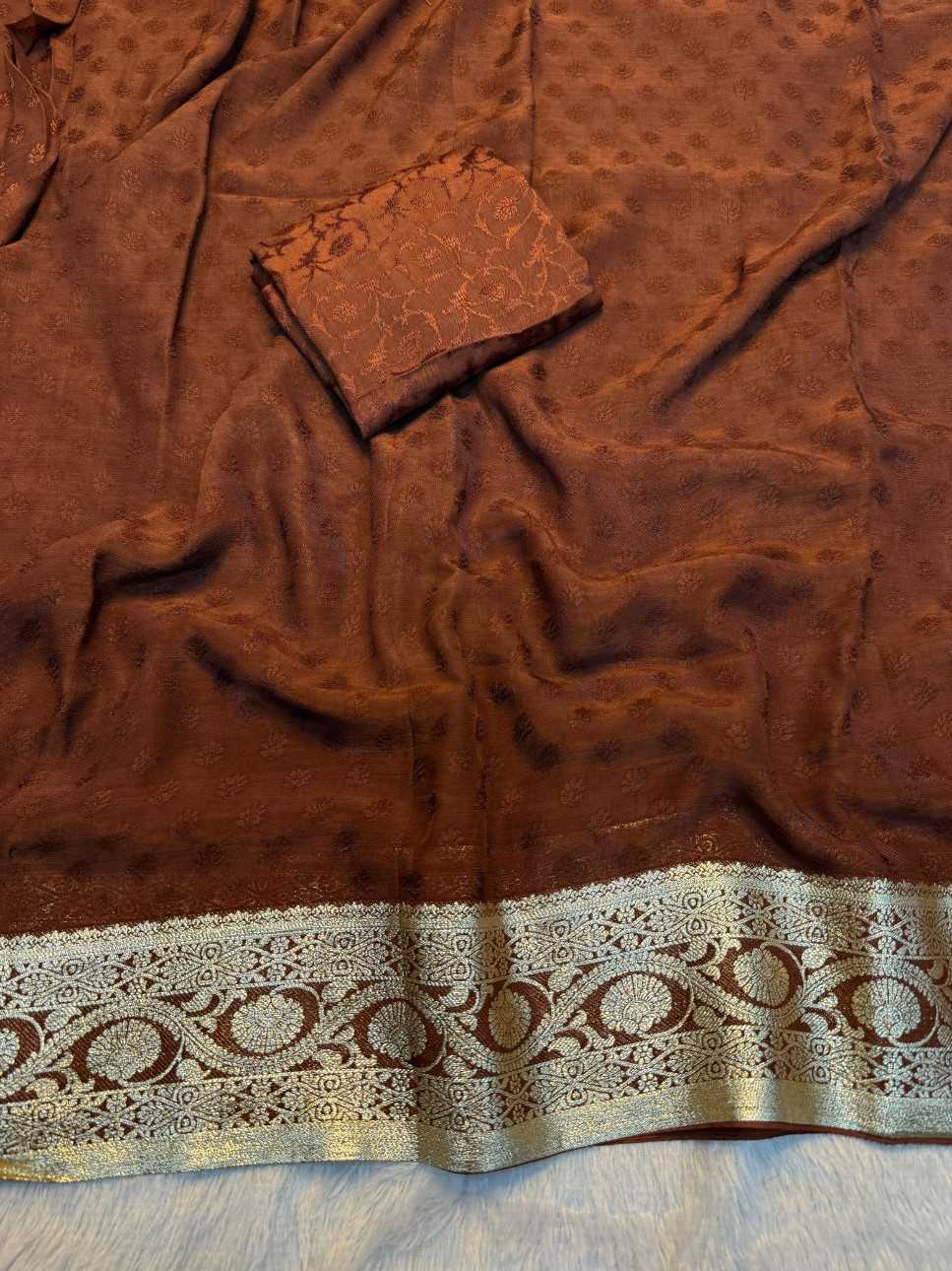 Ynf Viscouse Crushed Georgette KESH604 GAURI Silk Sarees Wholesale Party Wear Silk Sarees Designer Silk Sarees Festival Silk Sarees Manufacturer