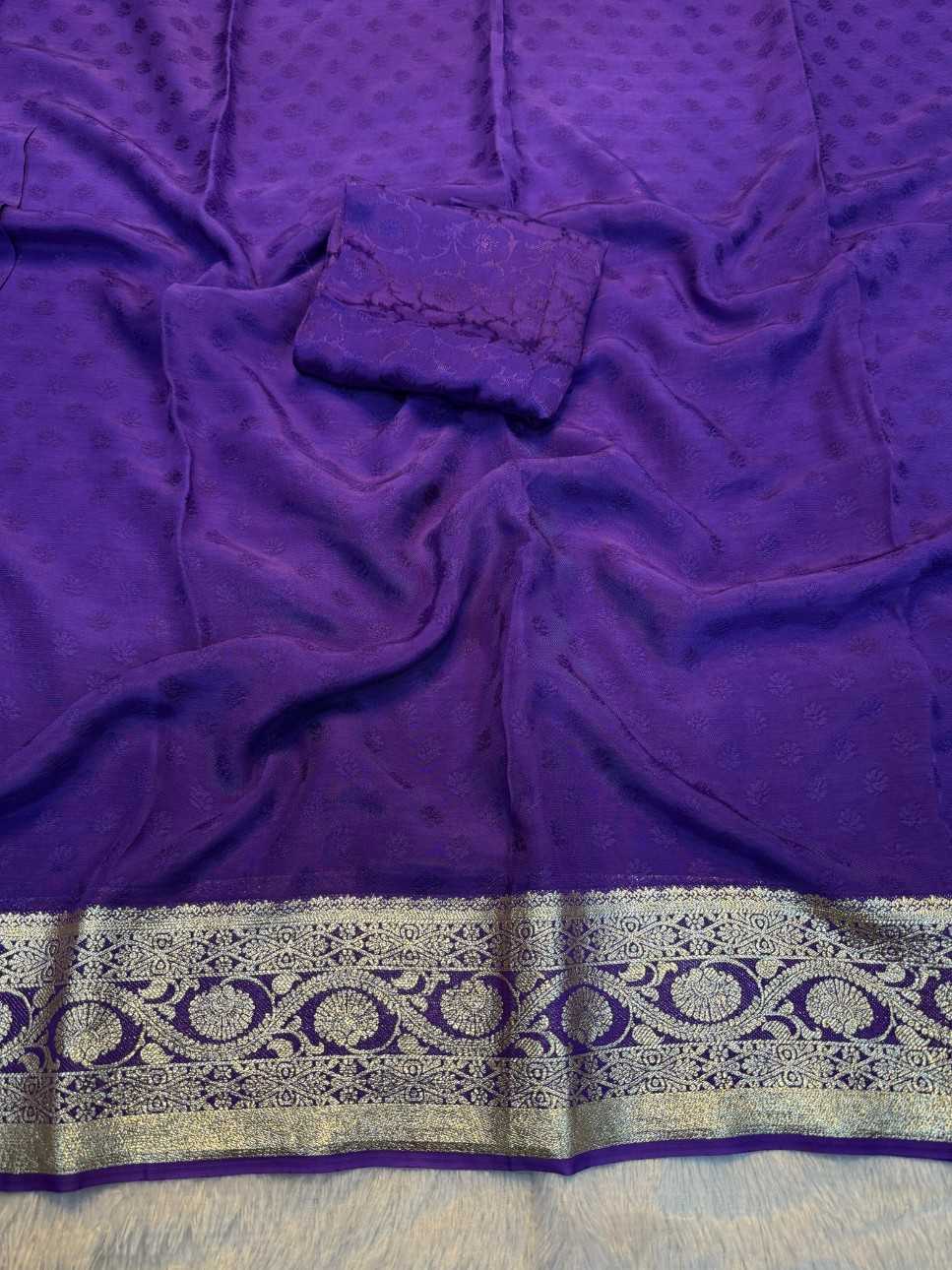 Ynf Viscouse Crushed Georgette KESH604 GAURI Silk Sarees Wholesale Party Wear Silk Sarees Designer Silk Sarees Festival Silk Sarees Manufacturer